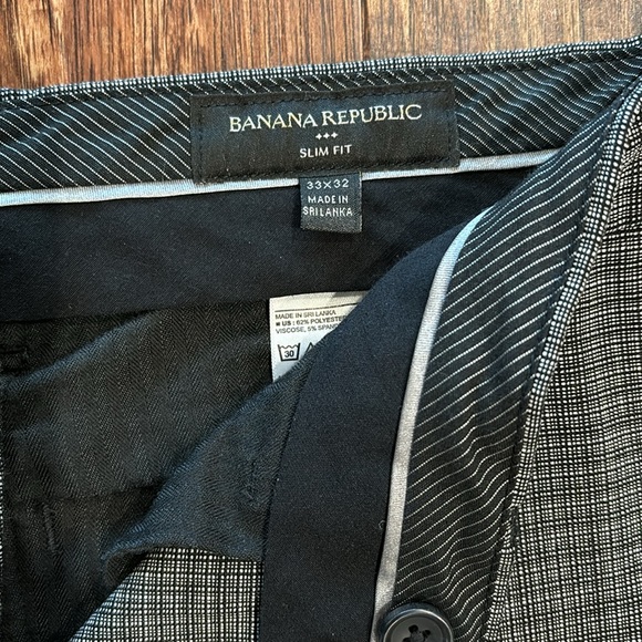 Banana Republic Women’s Slim Fit Trousers 33x32 Black & Gray Micro-Check Pattern - Picture 2 of 8